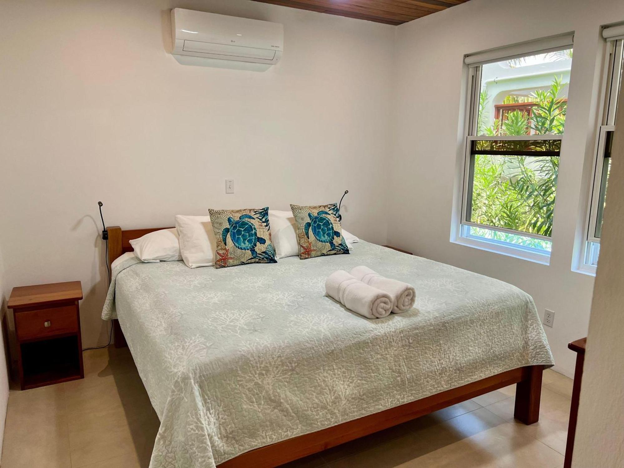 Velento Oceanfront #2 Villa Caye Caulker Eksteriør bilde