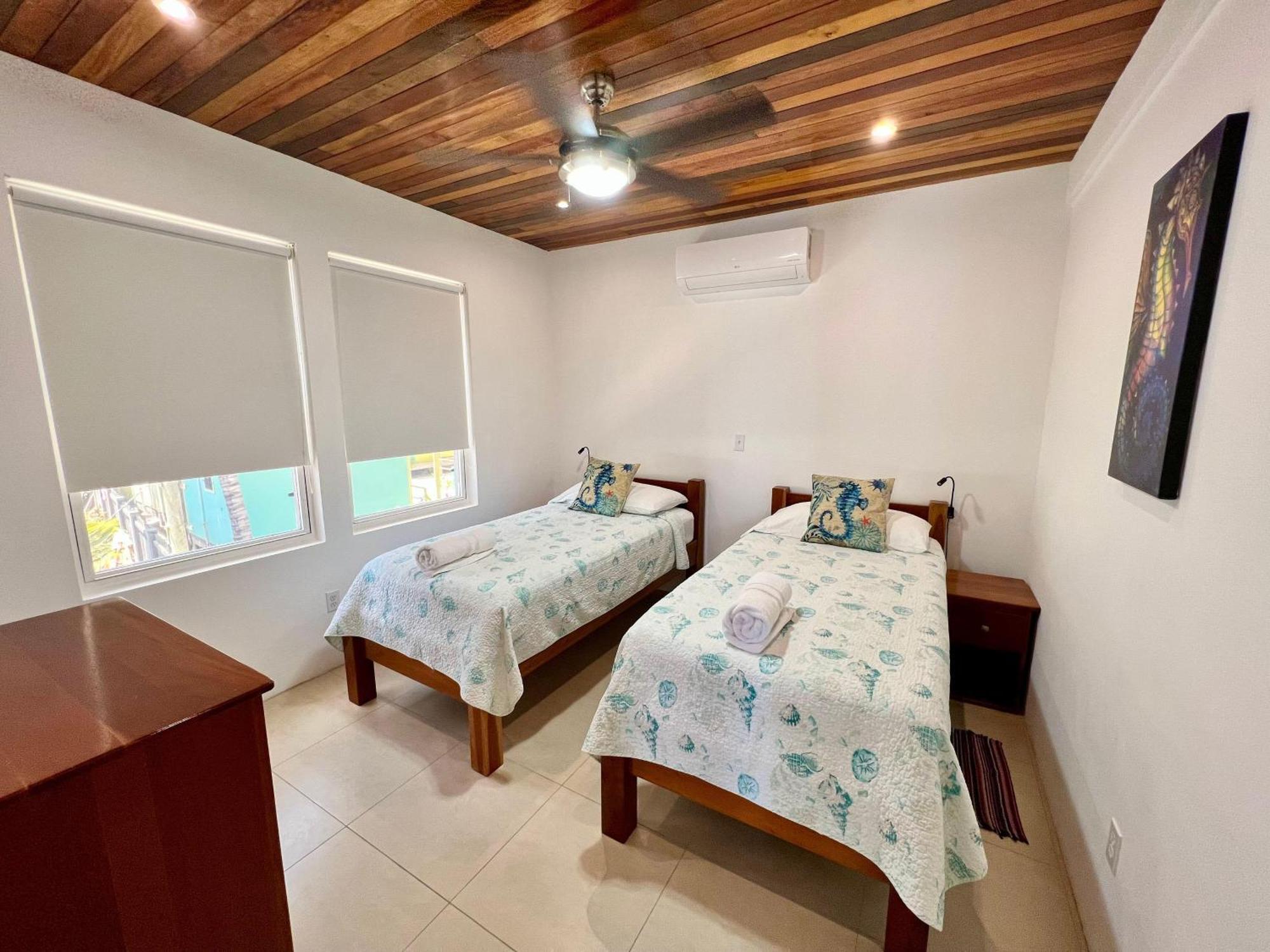Velento Oceanfront #2 Villa Caye Caulker Eksteriør bilde